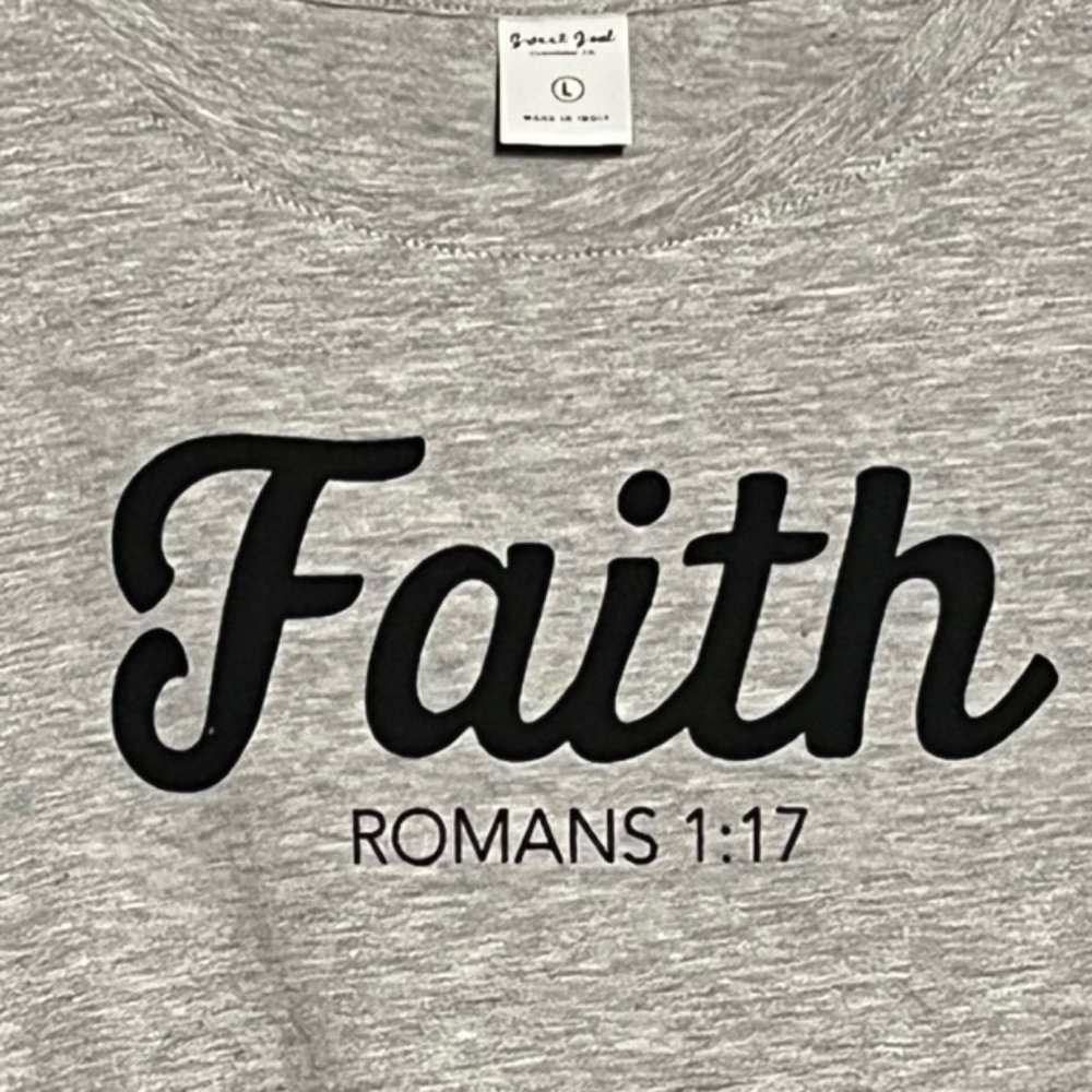 SWEET SOUL Gray Faith T-shirt Size L NWT - Picture 2 of 8